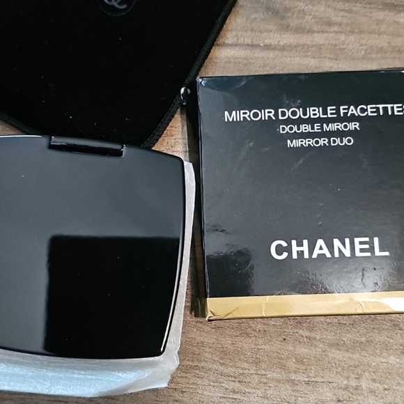 Chanel Double Facettes Mirror | NWOT - Picture 9 of 11